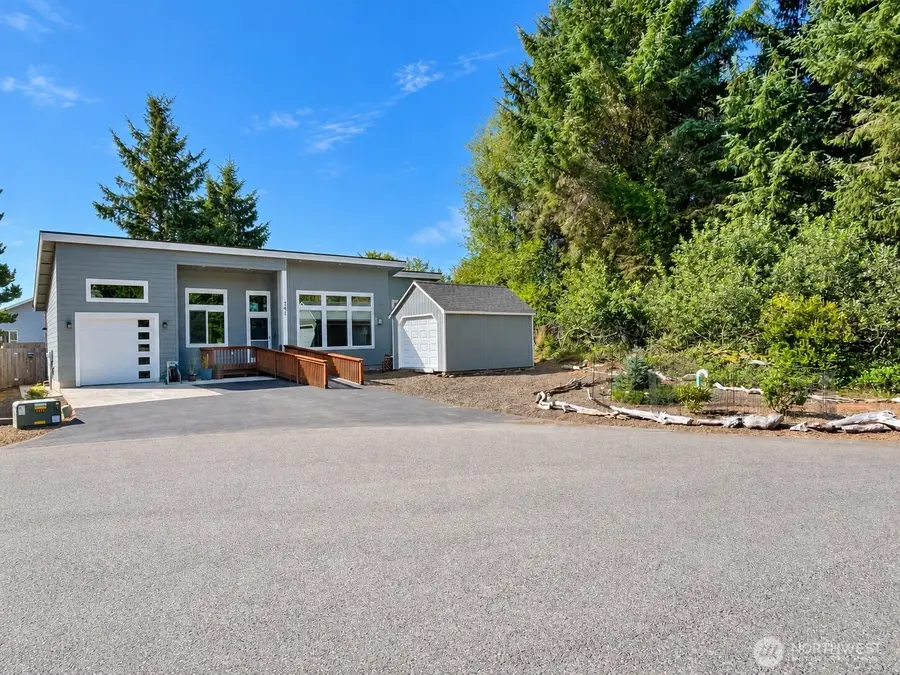 341 Redwood Court Se, Ocean Shores, WA 98569 - #3