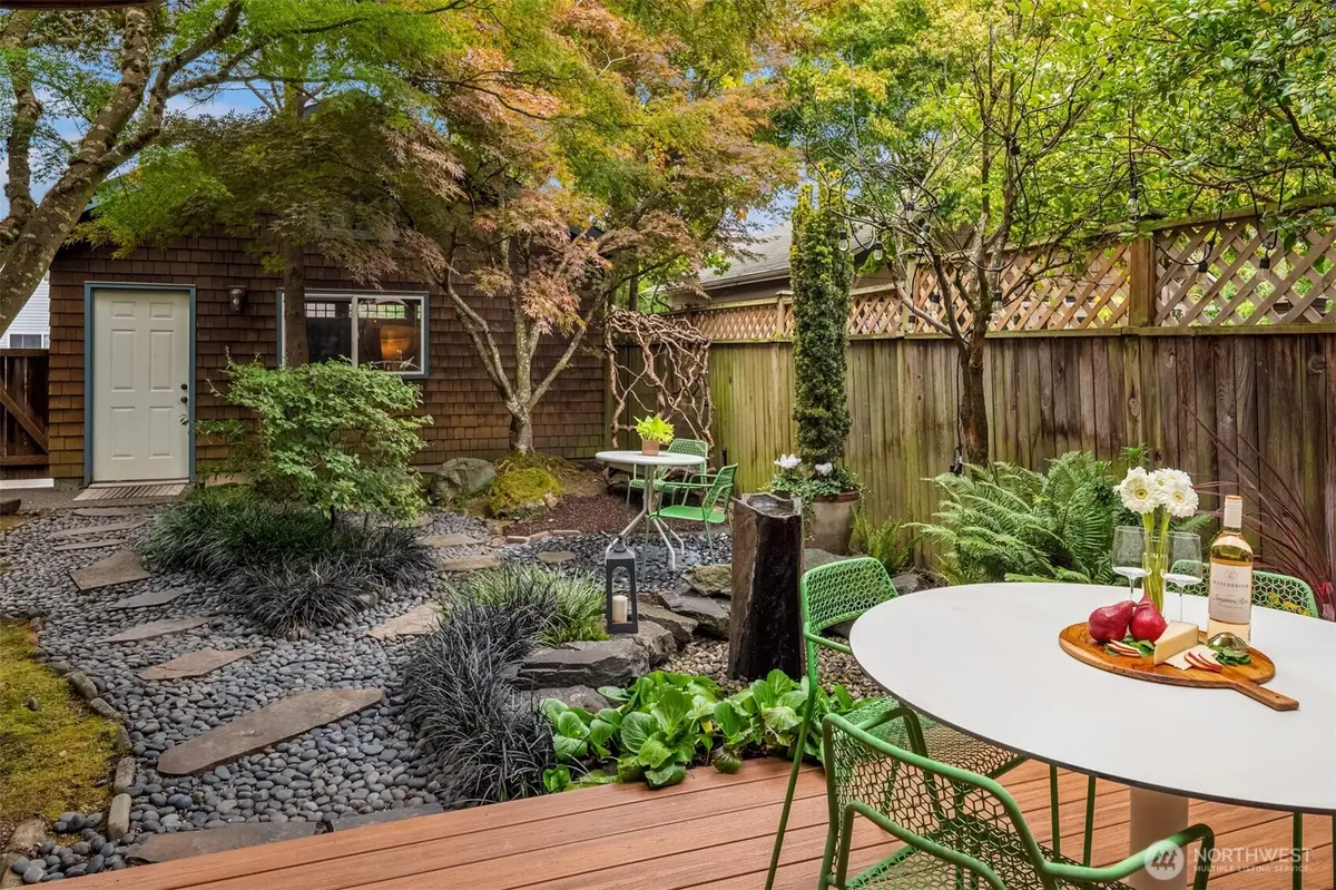 2020 42nd E, Seattle, WA 98112 - #1