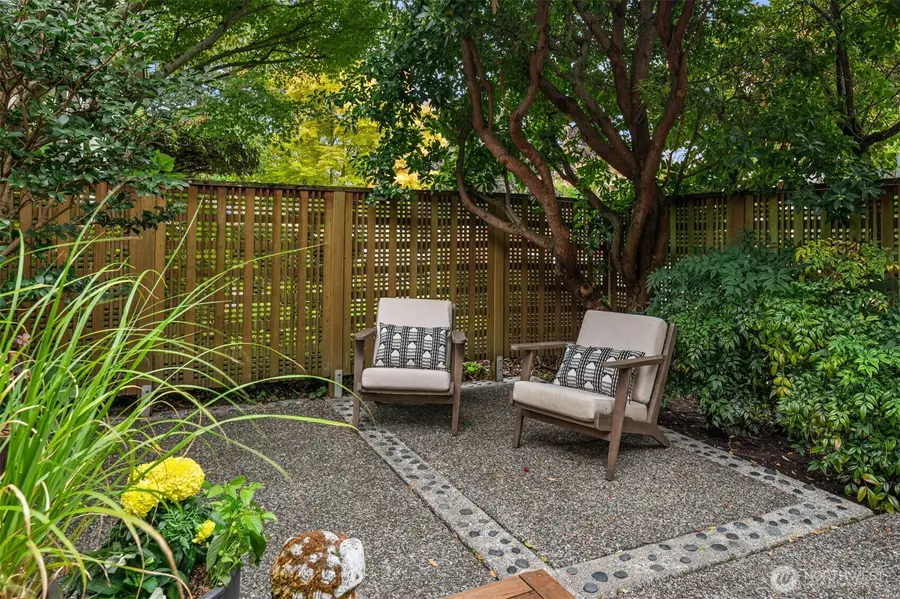 2020 42nd E, Seattle, WA 98112 - #3