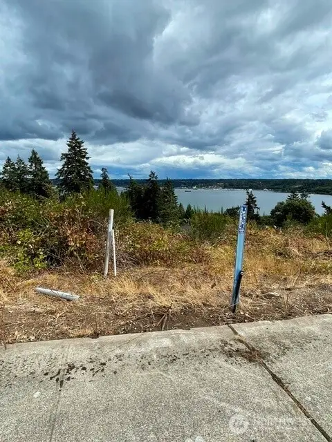 1670 Sound Ridge Drive #16, Bremerton, WA 98312