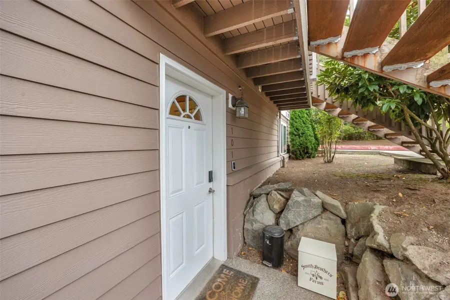 7220 Rainier Drive #101, Everett, WA 98203 - #3