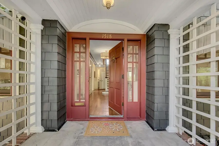 1518 4th Avenue N, Seattle, WA 98109 - #3