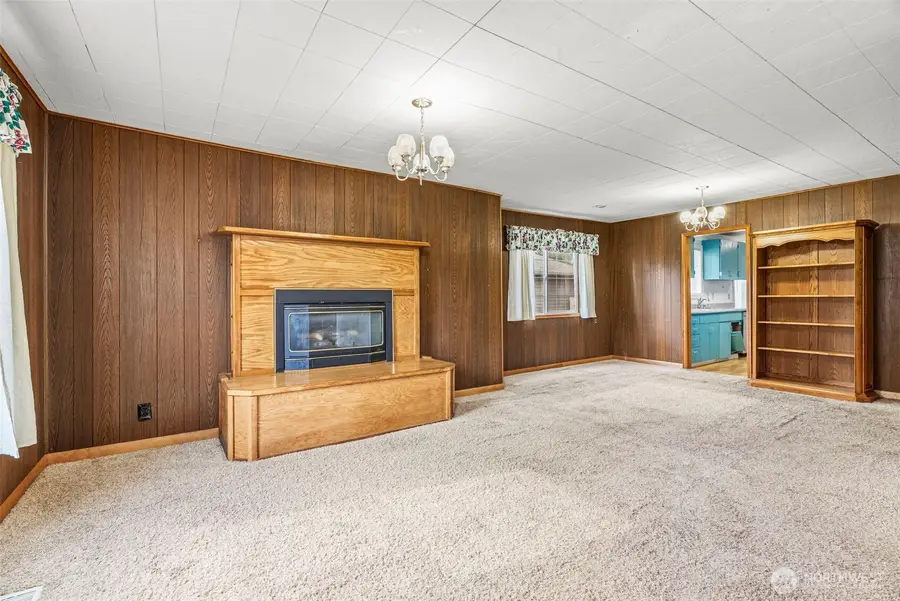 2535 30th Avenue, Longview, WA 98632 - #2
