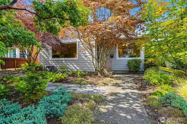 9508 Mary Avenue Nw, Seattle, WA 98117