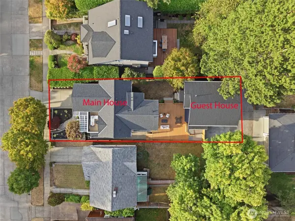 2536 31st Avenue W, Seattle, WA 98199