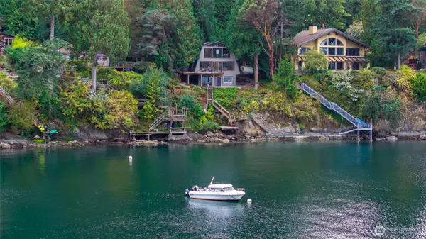 286 Chuckanut Point Road, Bellingham, WA 98229