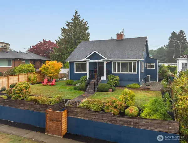12242 Palatine Avenue N, Seattle, WA 98133