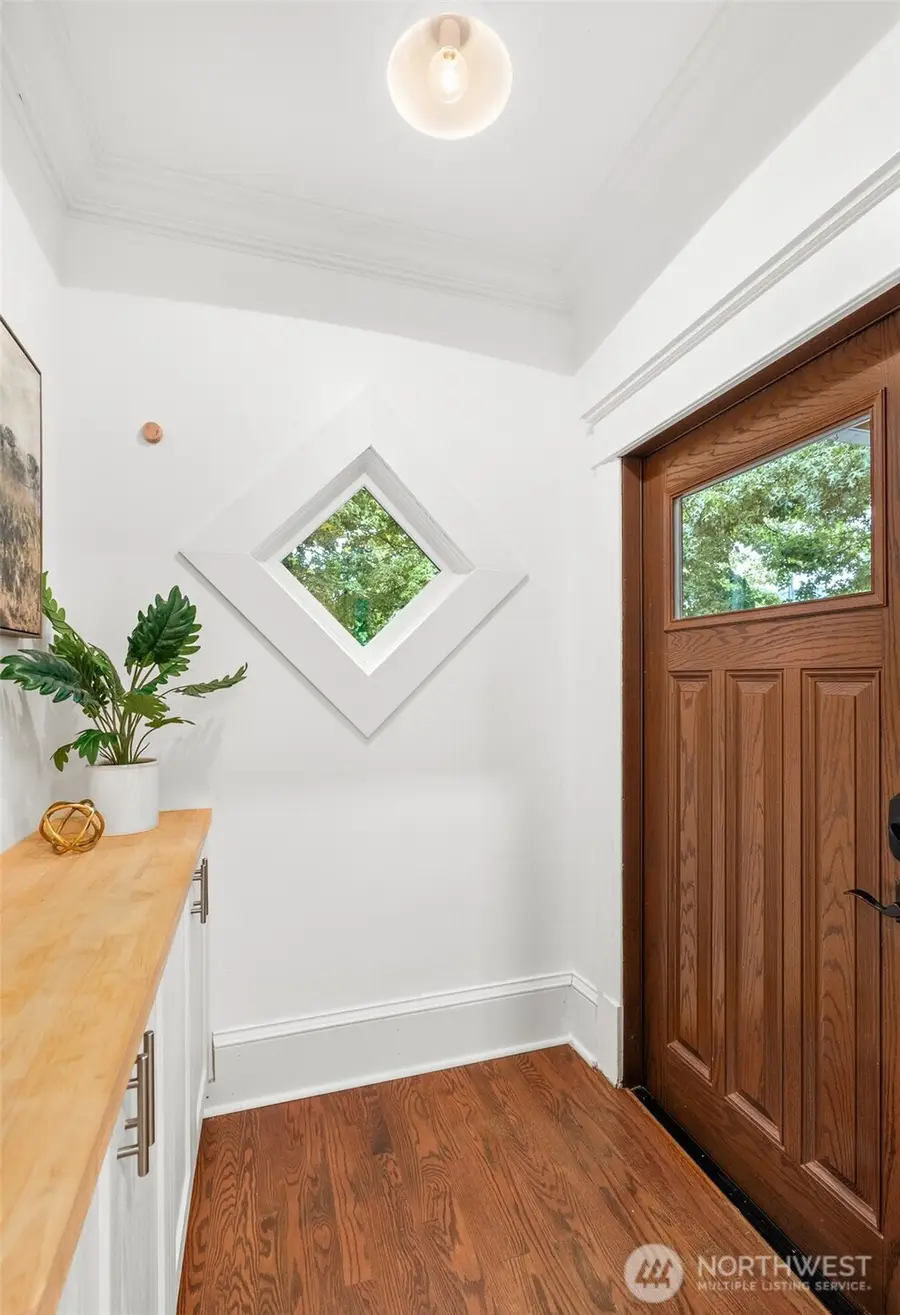 101 NE 57th Street, Seattle, WA 98105 - #3