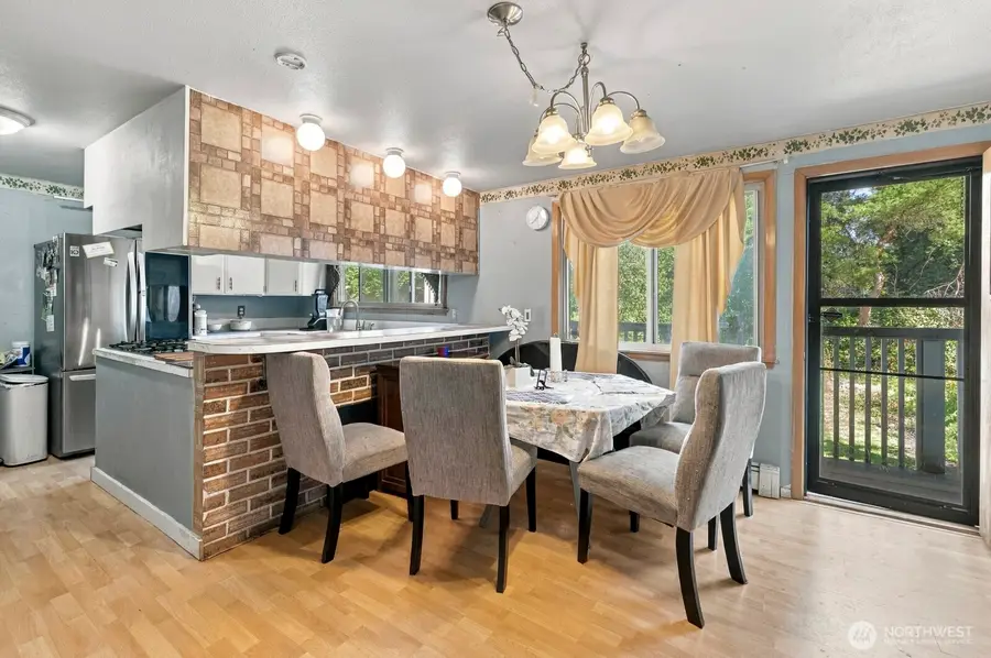 2230 S 253rd Place, Des Moines, WA 98198 - #2