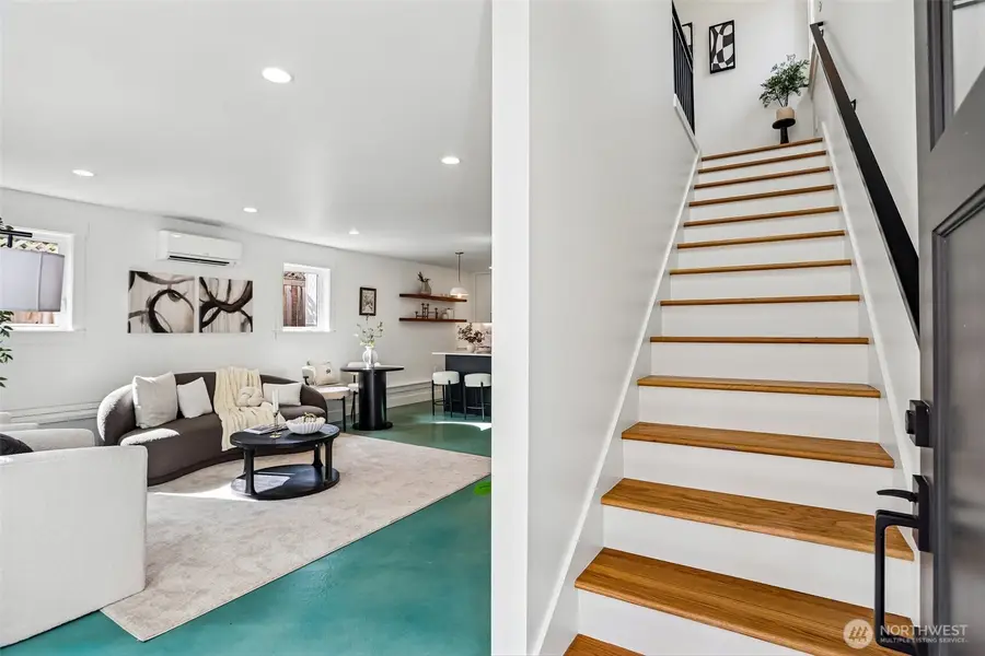 1619 3rd Avenue W, Seattle, WA 98119 - #2