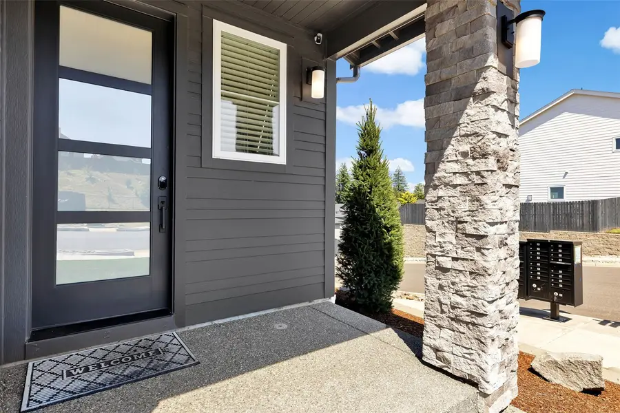 329 W Laurel Street, Washougal, WA 98671 - #2