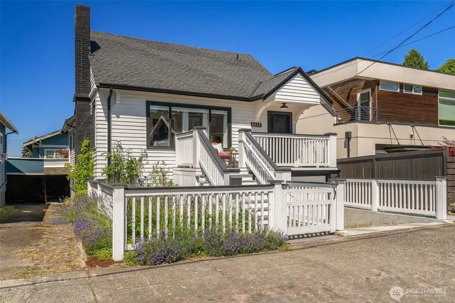6525 3rd Avenue Nw, Seattle, WA 98117 - #2