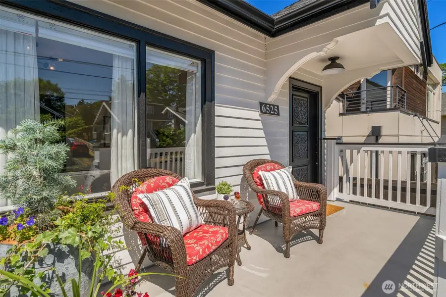 6525 3rd Avenue Nw, Seattle, WA 98117 - #3