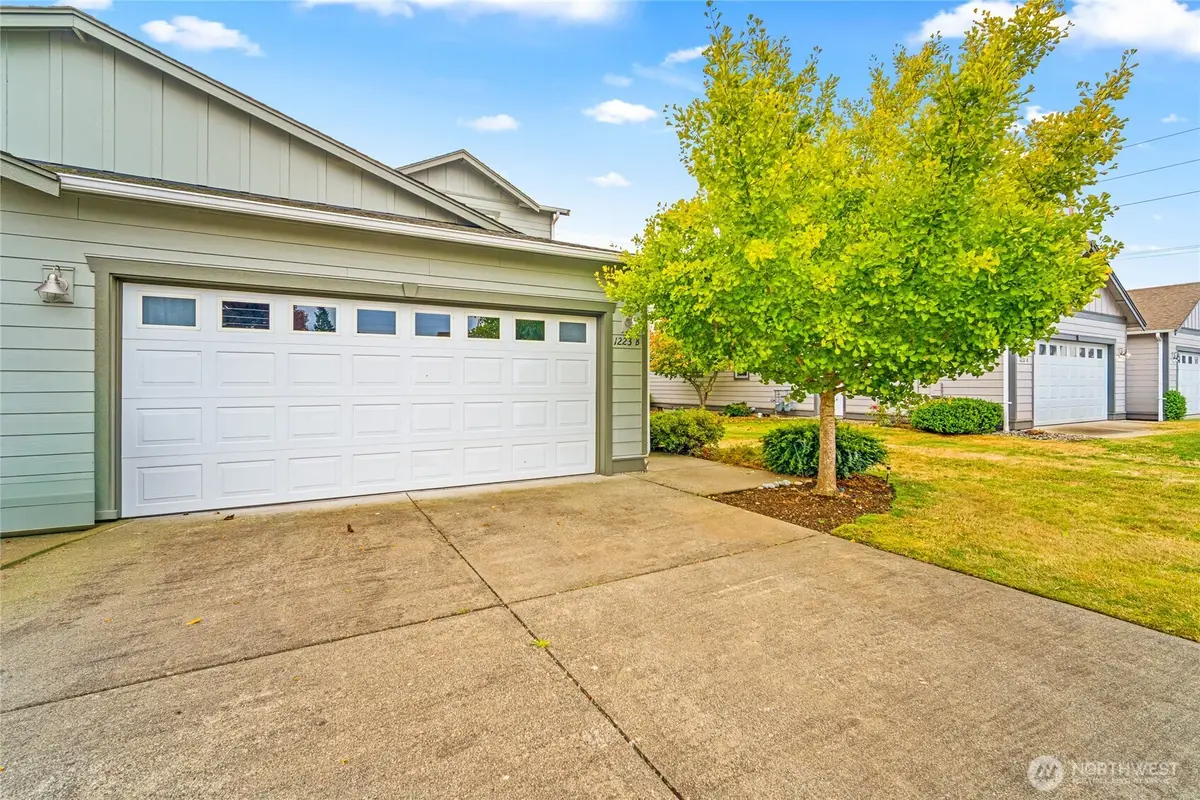 1223 Spruce Circle #B, Lynden, WA 98264 - #1