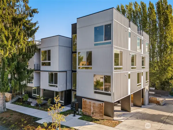 3114 Queen Anne Avenue N, Seattle, WA 98109