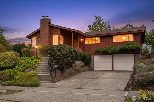 9612 55th Avenue S, Seattle, WA 98118