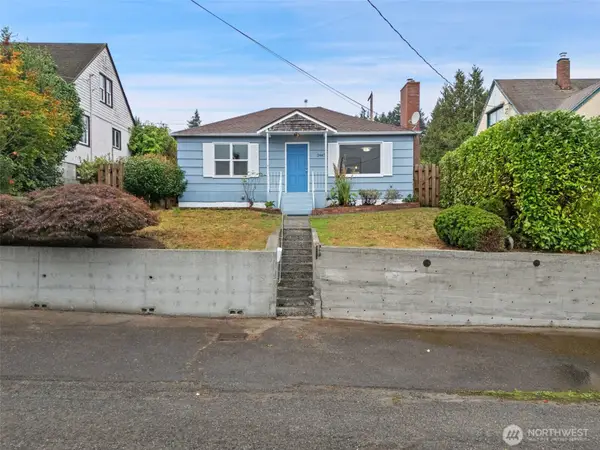2447 N Wycoff Avenue, Bremerton, WA 98312