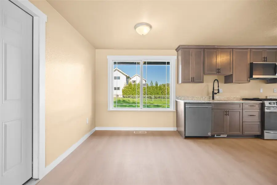 540 Morton Street, Sumas, WA 98295 - #3