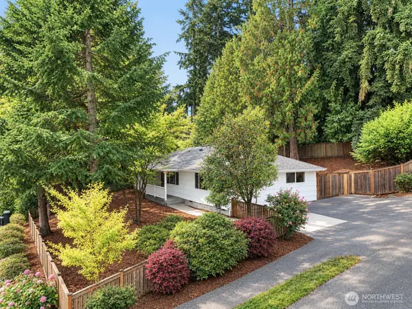 11357 25th Avenue Ne, Seattle, WA 98125