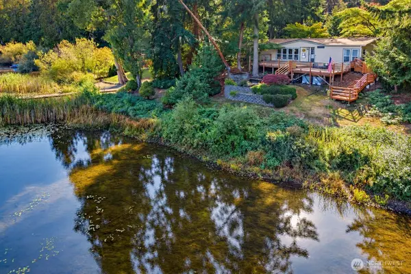 12856 Lake Avenue Nw, Poulsbo, WA 98370