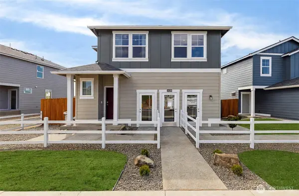 5171 Emily Way Ne #6, Lacey, WA 98516