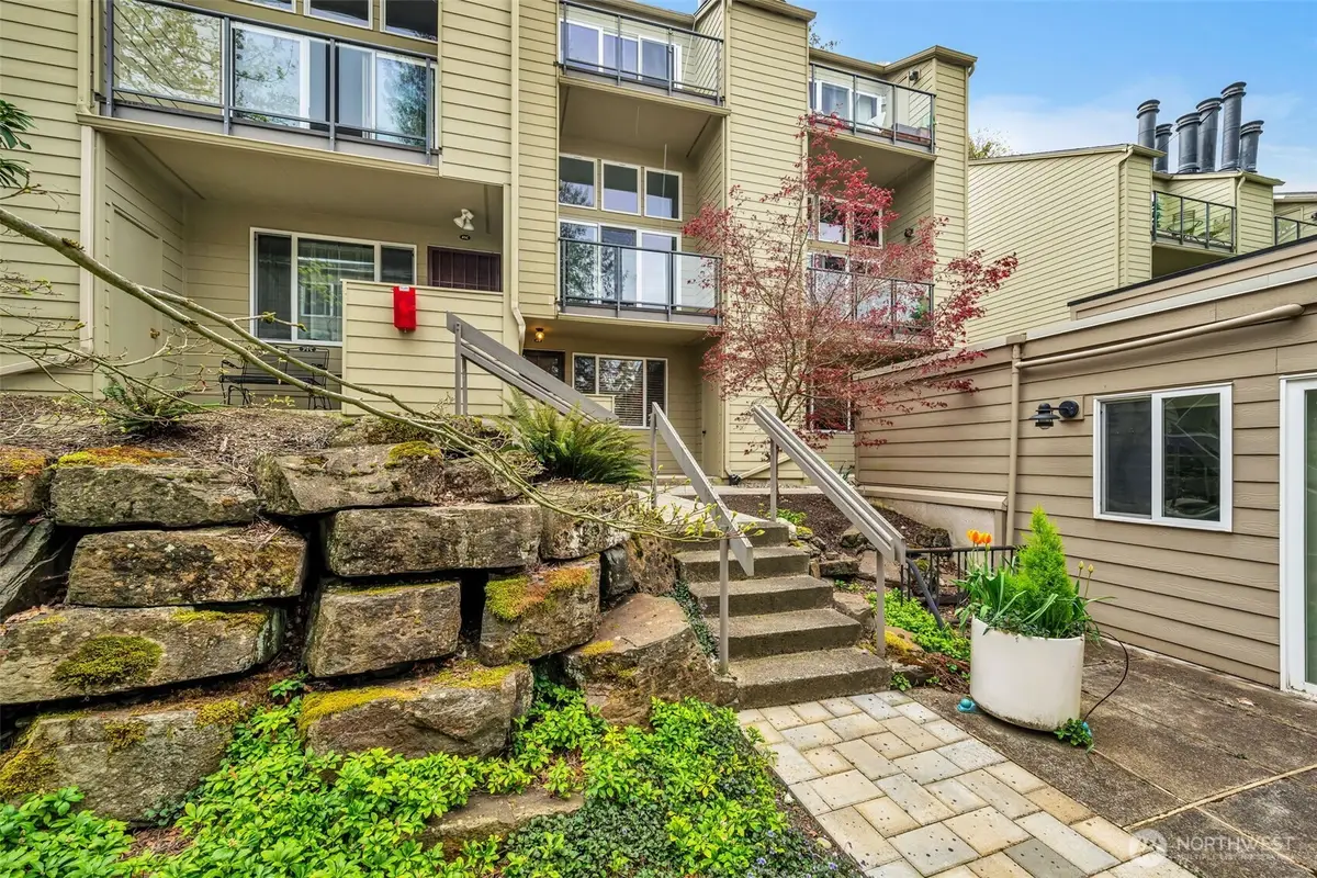 2939 76th Avenue Se #41B, Mercer Island, WA 98040 - #1