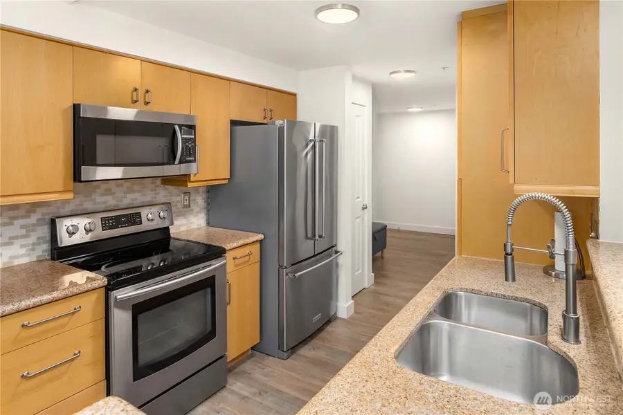 107 20th Avenue #209, Seattle, WA 98122 - #3