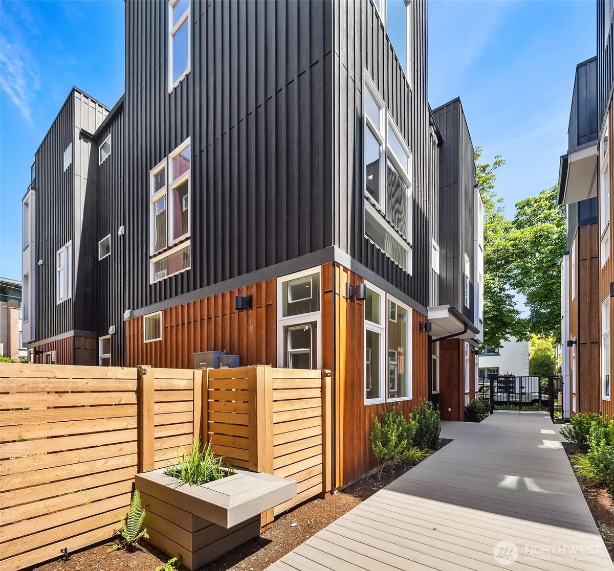 1751 17th Avenue, Seattle, WA 98122 - #1