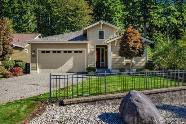 14721 Knoll Park Court E, Bonney Lake, WA 98391