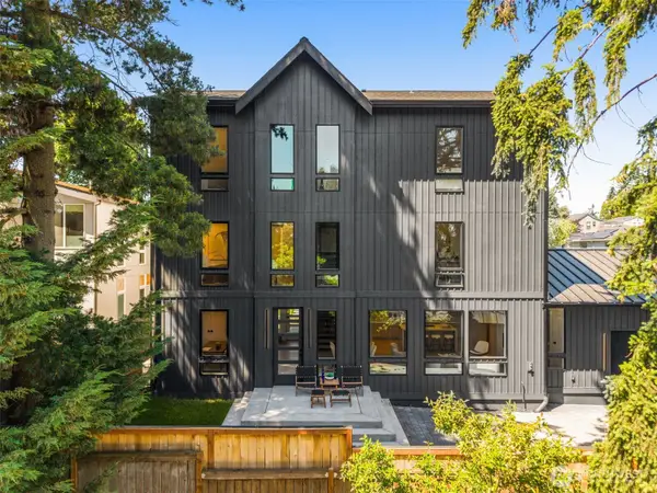 7358 33rd Avenue Ne, Seattle, WA 98115