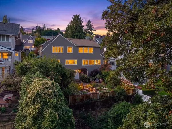 2324 34th Avenue S, Seattle, WA 98144