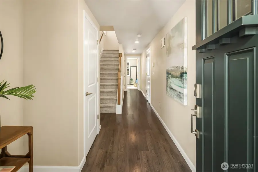 6716 34th Avenue Sw, Seattle, WA 98126 - #2