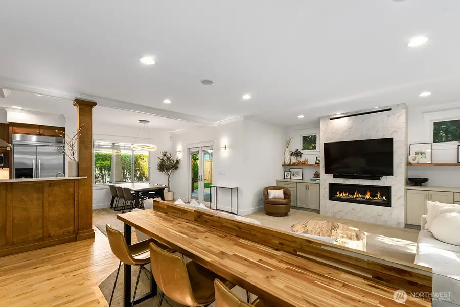 327 15th Avenue, Kirkland, WA 98033 - #3