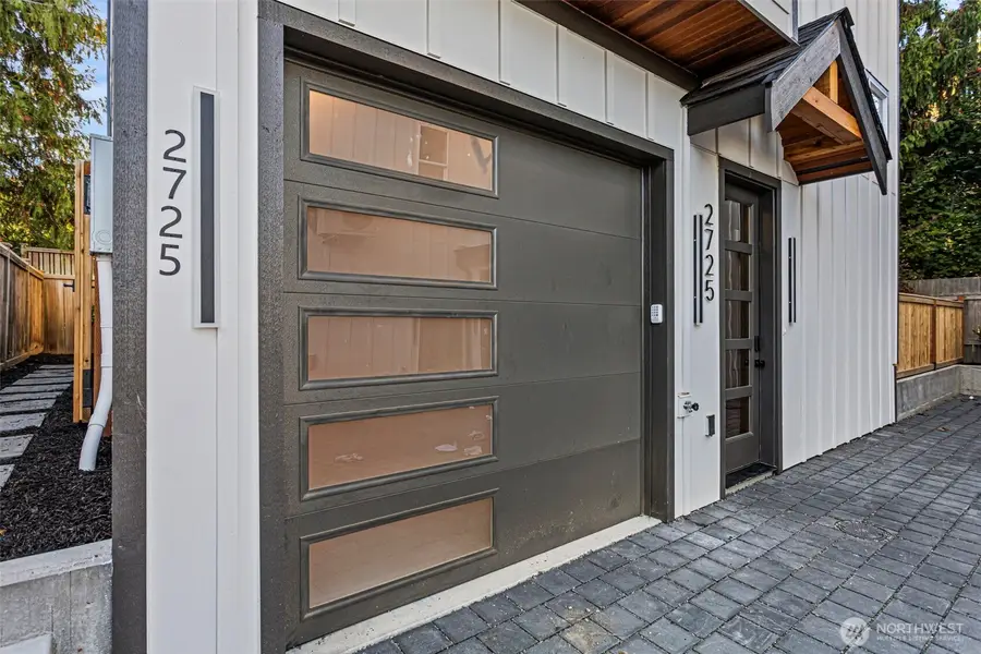 2725 Belvidere Avenue Sw, Seattle, WA 98126 - #2
