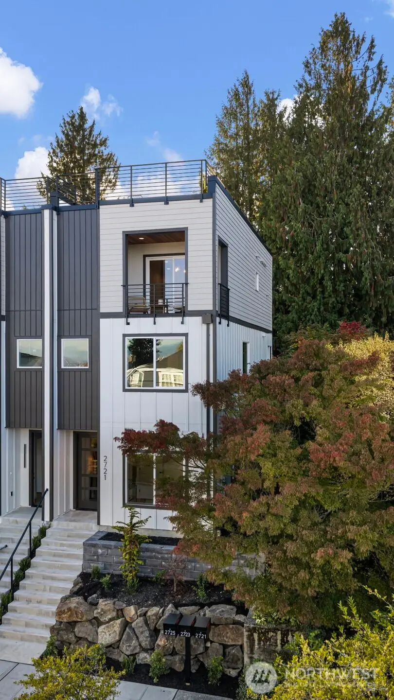 2721 Belvidere Avenue Sw, Seattle, WA 98126 - #2