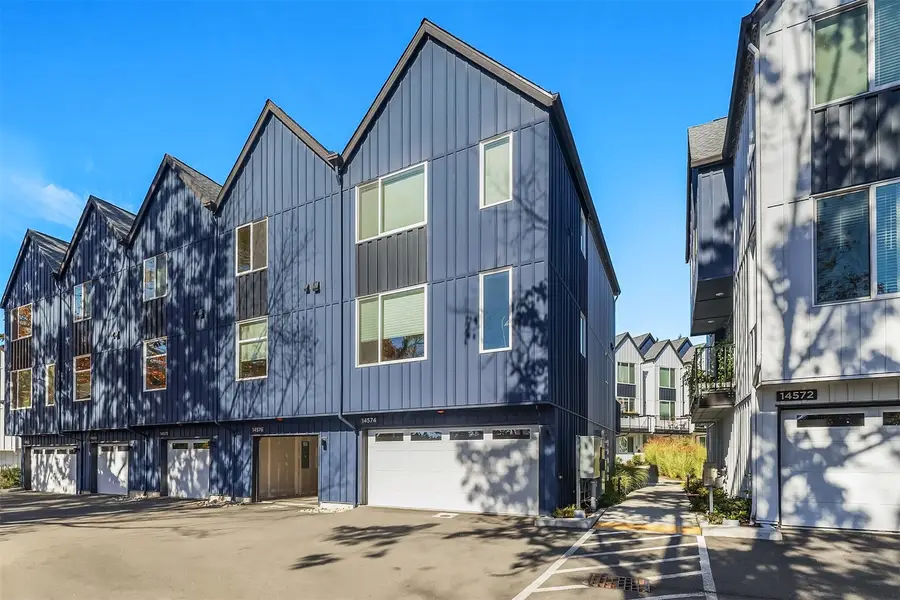 14576 Westminster Way N, Shoreline, WA 98133 - #2