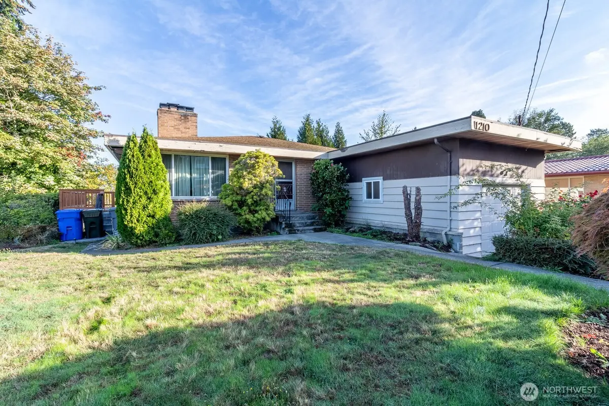 1210 N 33rd Place, Renton, WA 98056 - #1