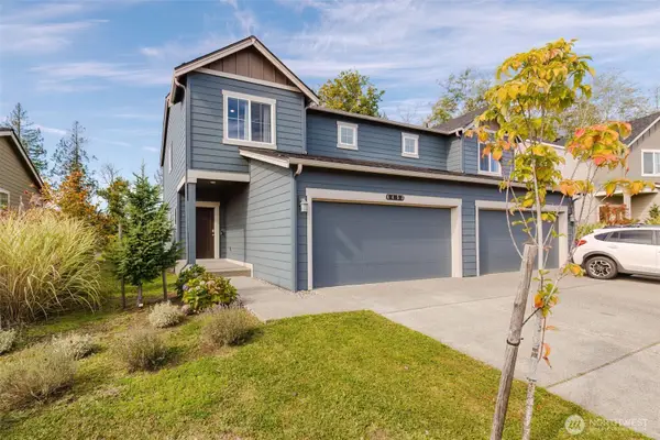 6453 Hornet Circle Ne, Bremerton, WA 98311