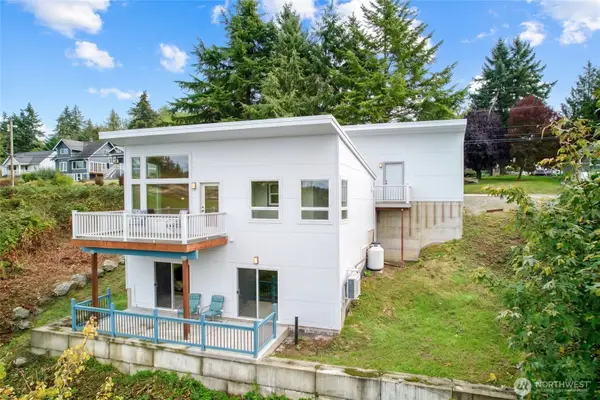 27414 Pioneer Hwy, Stanwood, WA 98292
