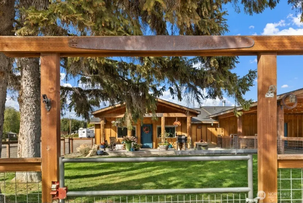 2421 Judge Ronald Rd #RD, Ellensburg, WA 98926 - #1