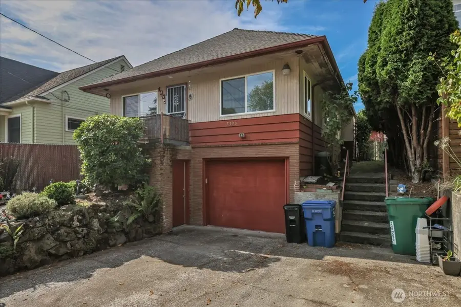 7355 17th Avenue Nw, Seattle, WA 98117 - #3