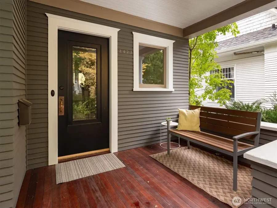 2423 8th Avenue W, Seattle, WA 98119 - #3