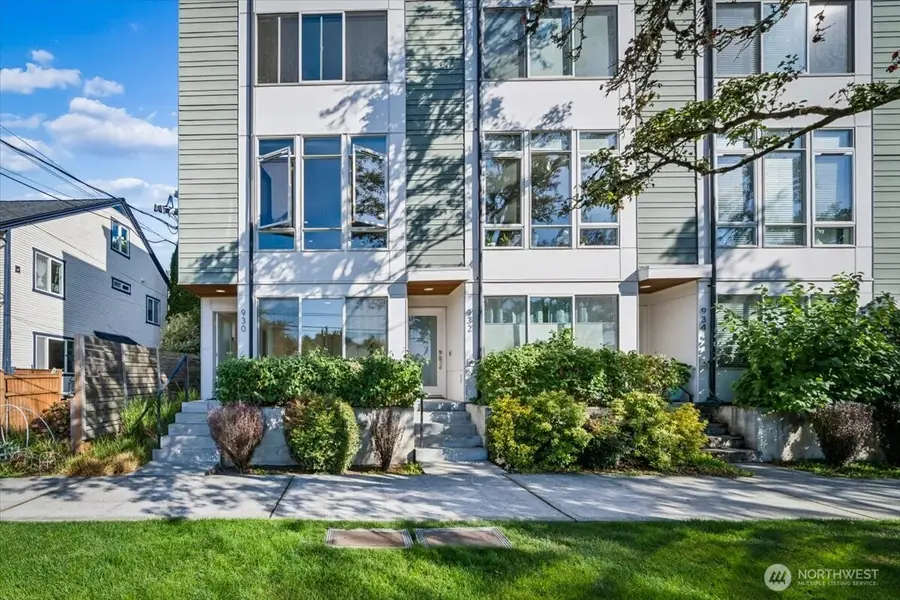 930 28th Avenue S, Seattle, WA 98144 - #2