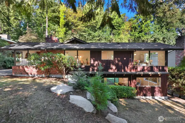 9100 SE 72nd Place, Mercer Island, WA 98040