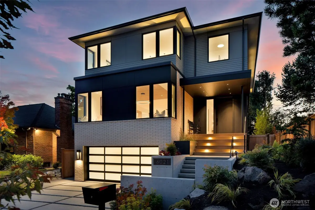 6021 Princeton Avenue Ne, Seattle, WA 98115 - #1