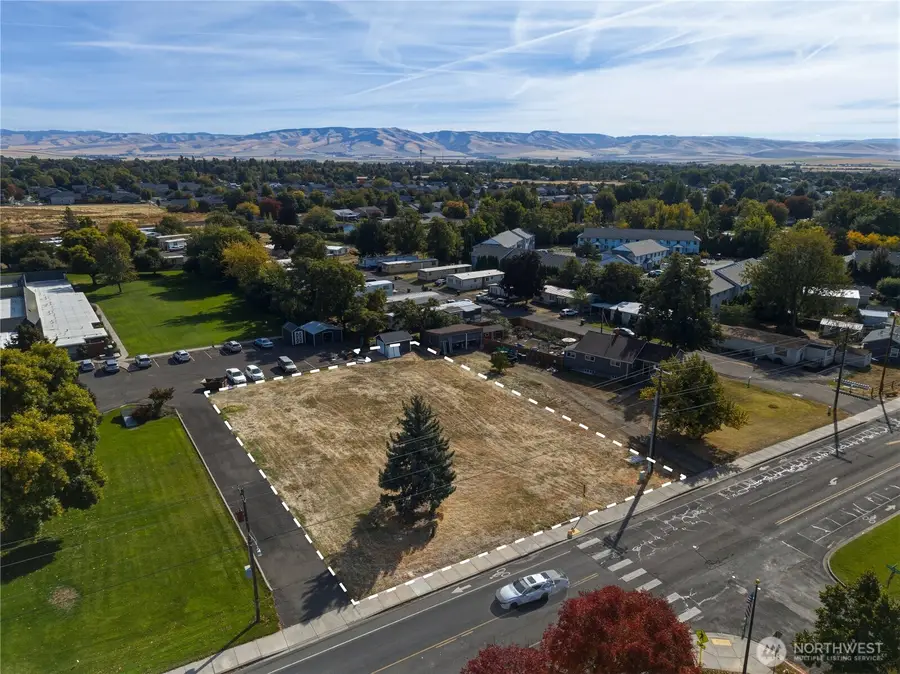1795 Plaza Way, Walla Walla, WA 99362 - #2