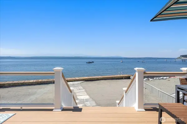 5924 Cedar Street, Freeland, WA 98249