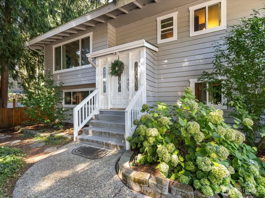 19310 1st Avenue Se, Bothell, WA 98012 - #2