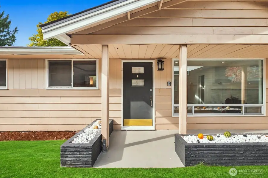 10241 NE 20th Place, Bellevue, WA 98004 - #2