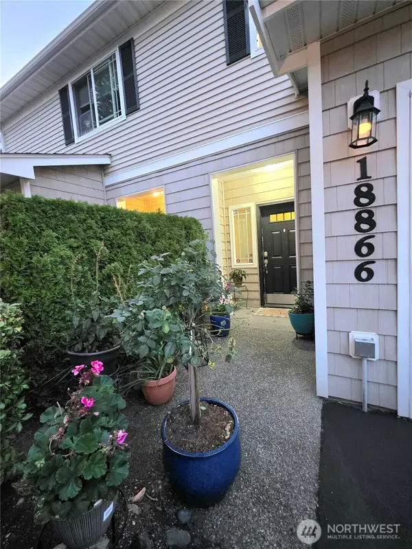 18866 108th Lane Se, Renton, WA 98055
